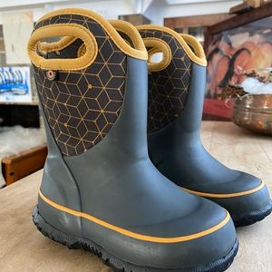 Bogs Snow Boots Size 7